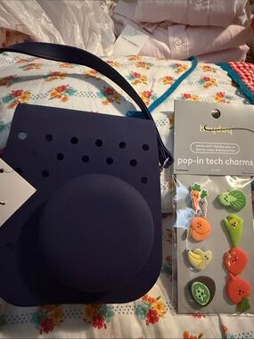💜Heyday Camera Pop-in Case with Strap and 8 pop-in tech charms